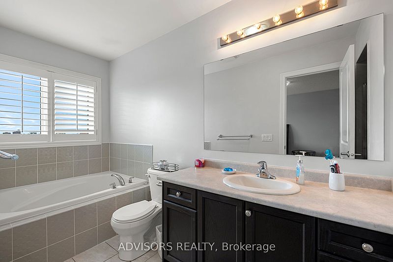 Toronto House for rent - 3 Bedrooms — photo 23