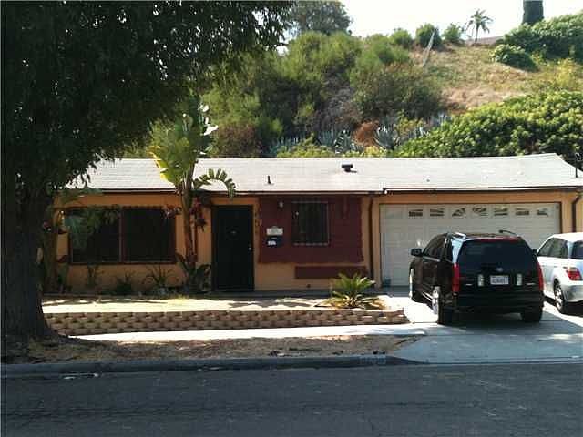 2nd image of 8639 Noeline Ave