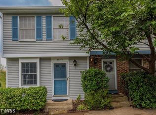 1633 10th St S, Arlington, VA 22204
