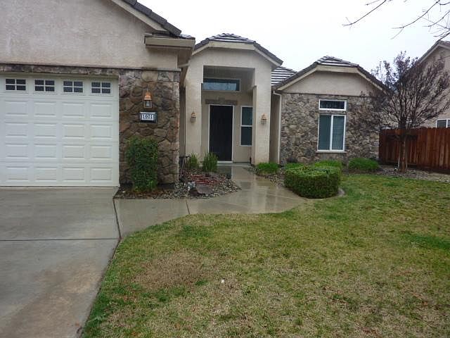 1st image of 1601 Deerpark Dr