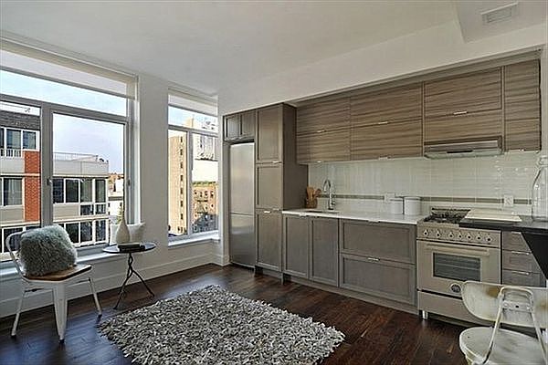 1st image of 21 E 1st St APT 701