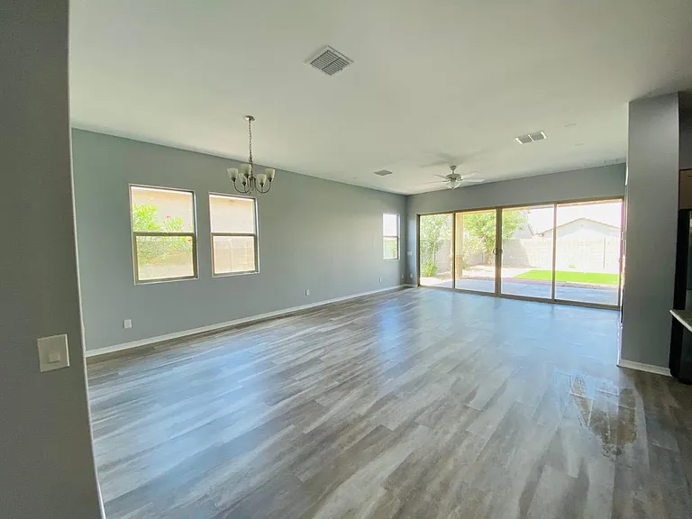 2828 W Patagonia Ct — Photo 6