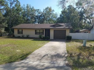9810 W Laurel Oak Ln, Crystal River, FL 34428