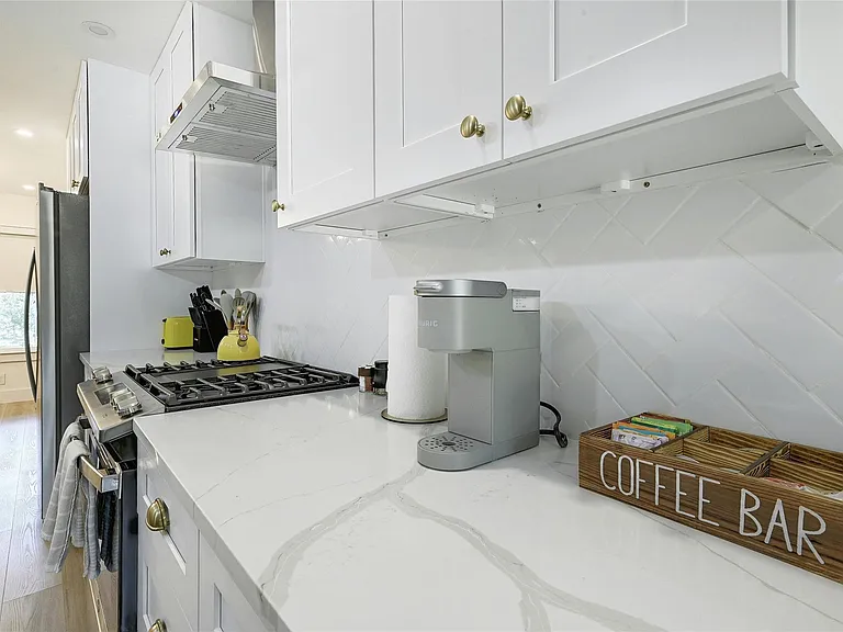 9414 Meadow Vale — Photo 15