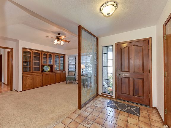 4th image of 299 Walton Way