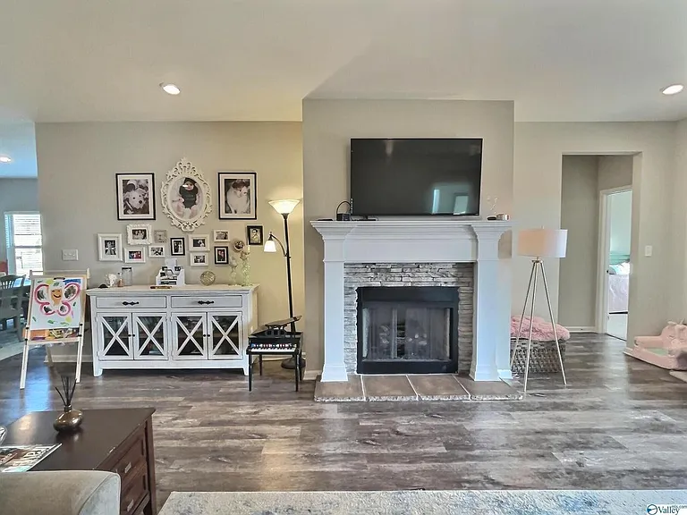 108 Creek Ridge Dr — Photo 13