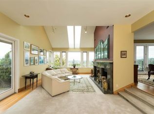 4612 Puget Dr, Vancouver, BC V6L 2V8