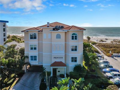 13398 Gulf Ln APT 302, Madeira Beach, FL, 33708