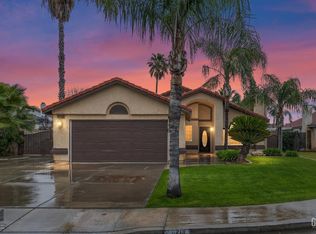 6213 Santo Domingo Ct, Bakersfield, CA 93313