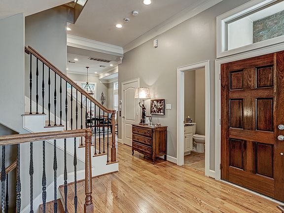 4th image of 5766 Sugar Hill Dr