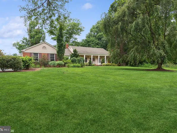 1 E Shore Dr, Princeton, NJ 08540