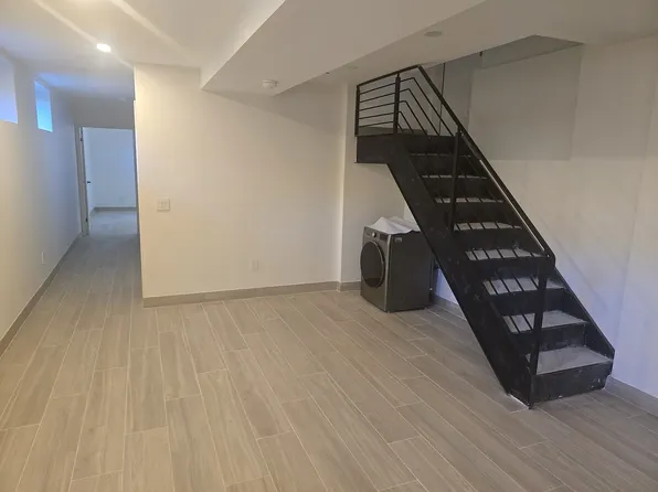 90-18 70th Ave #Basement, Forest Hills, NY 11375
