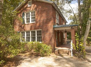 57 Salley Ackerman Dr, Cottageville, SC 29435