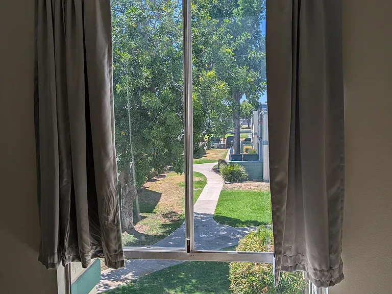 1817 E Grand Ave #38 — Photo 18