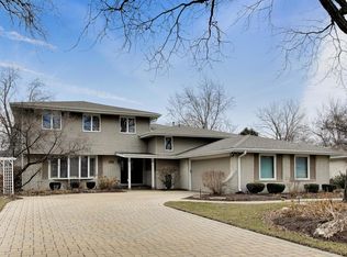 7717 Rohrer Dr, Downers Grove, IL 60516