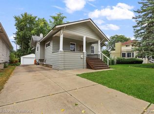 111 E Tacoma St, Clawson, MI 48017