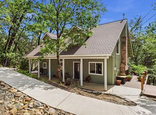 17093 Palomino Ln, Sonora, CA 95370