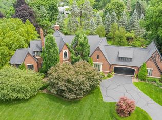 31280 Ramble Rd, Franklin, MI 48025