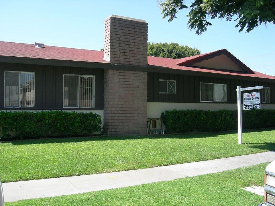 1st image of 3438 W Danbrook Ave