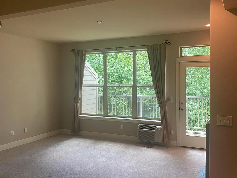 2145 NE 50th Way #2145 — Photo 11