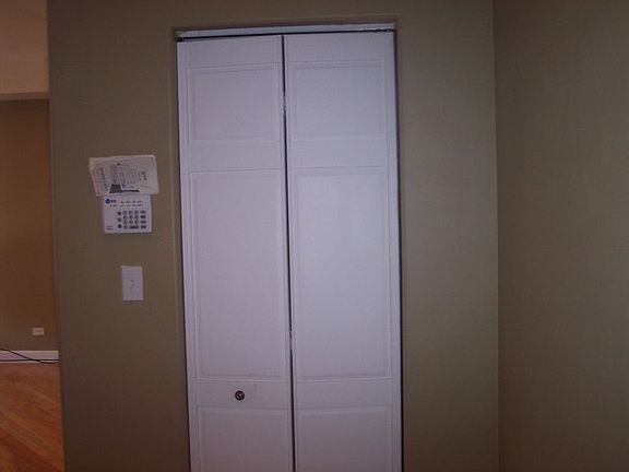 5th image of 4746 S Forrestville Ave APT 2S