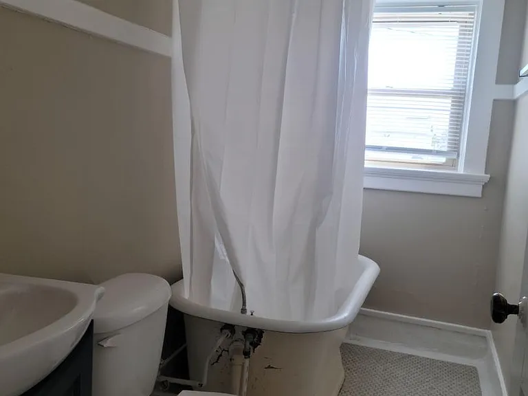 Historic Worthington Manor Apartments — Photo 23