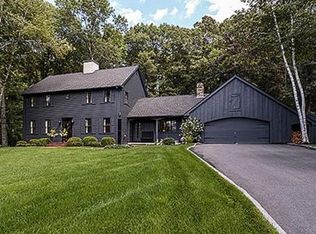 22 Locust Rd, Chelmsford, MA 01824