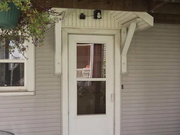 3236 N Leavitt St, Chicago, IL 60618