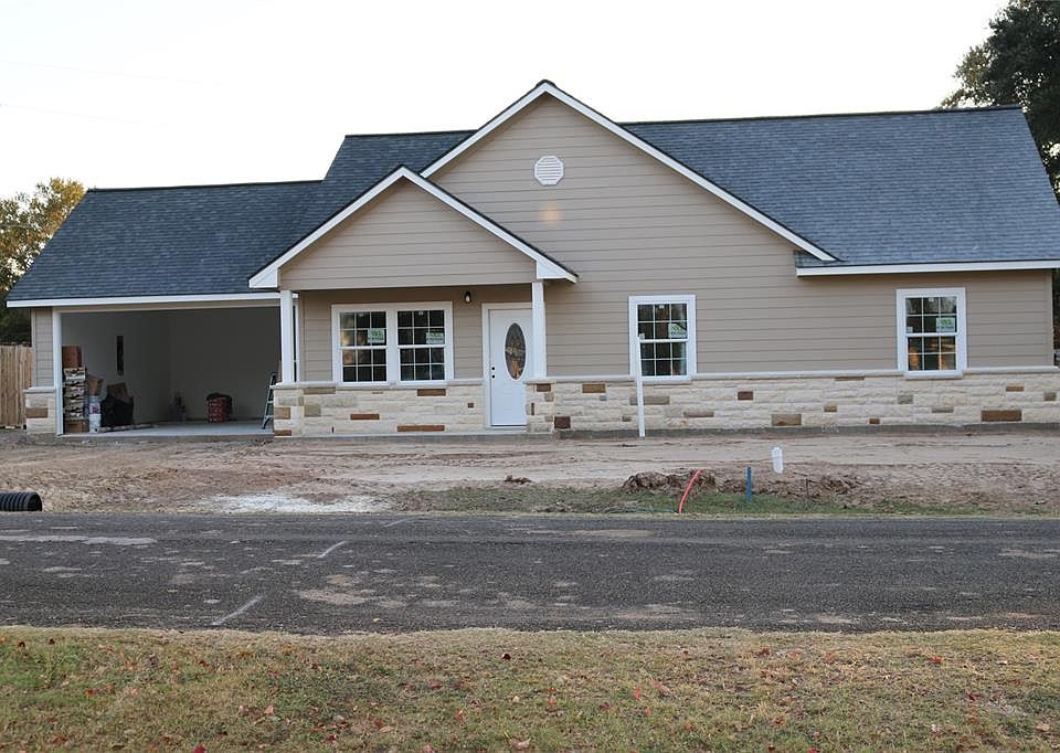1st image of 208 N Tammye Ln