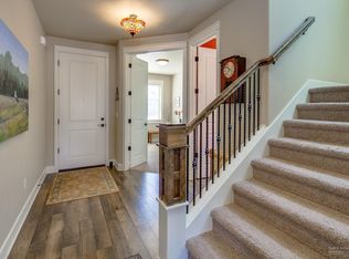 61056 Manhae Loop, Bend, OR 97702