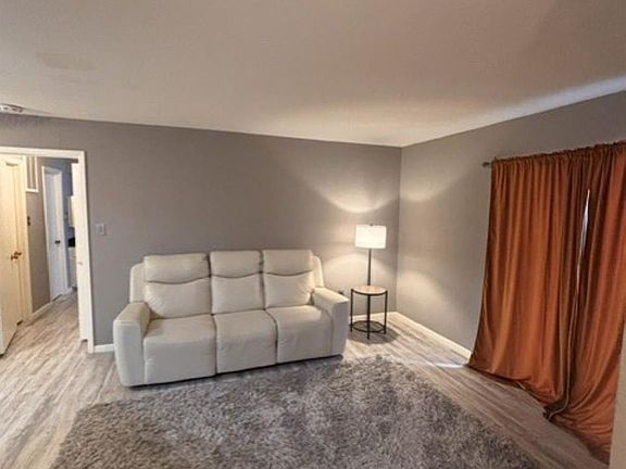 4th image of 2626 Holly Hall St APT 511