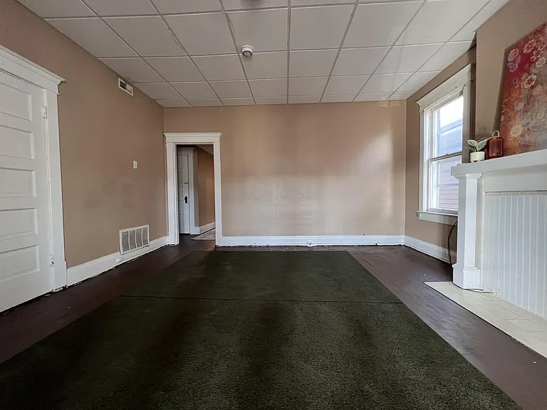 208 Walnut St #6 — Photo 6