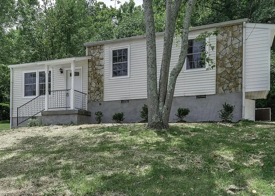 508 Ash Briar Cir