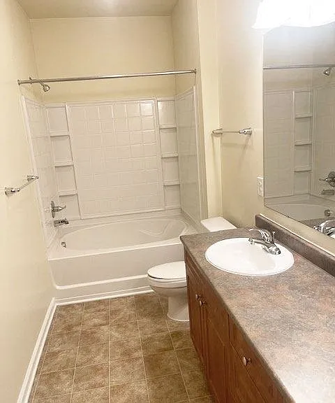 Clairmont at Hillandale — Photo 85