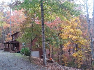 1003 Chatuge Village Cir, Hayesville, NC 28904