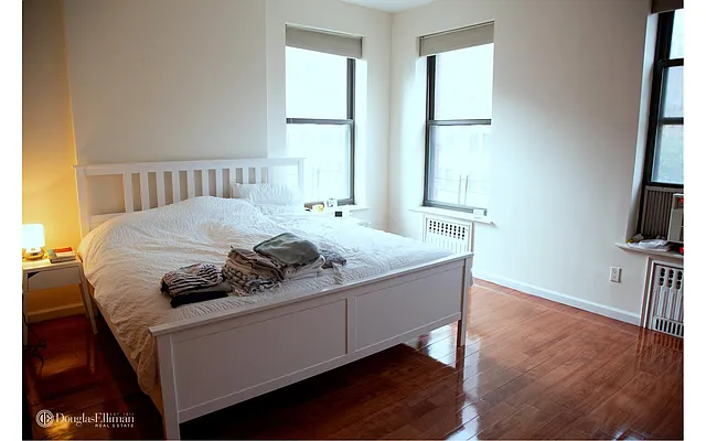 Rented by Douglas Elliman | media 22