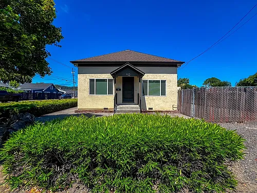 805 California Blvd Photo 1