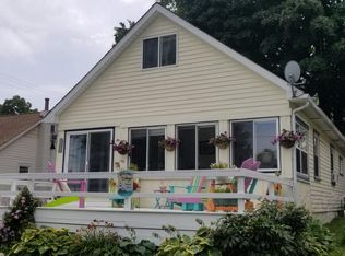 7502 Huron Bay Blvd, Lexington, MI 48450