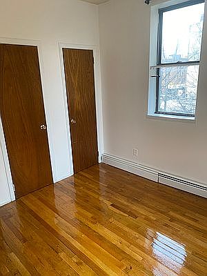 2nd image of 729 Washington Ave #3