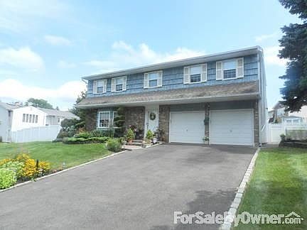 1st image of 30 Bowman Ln