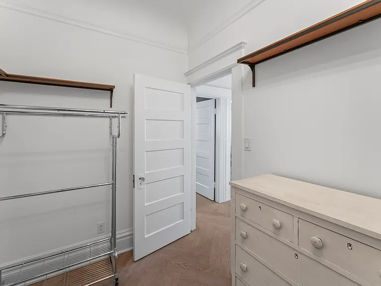 54 Auburn St #1 — Photo 12