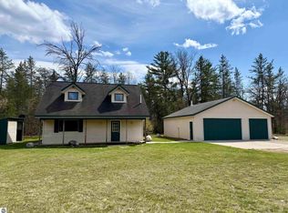 11164 N Merrillville Rd, Irons, MI 49644