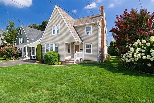 121 Raymond St #1 Photo 1