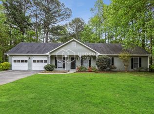 115 Fox Hole Ct, Loganville, GA 30052