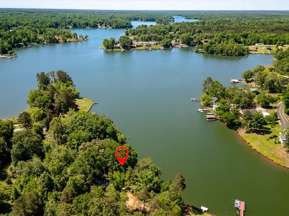 394 Ray McMahan Rd, Iva, SC 29655
