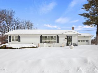 4 Paula Ave, Pittsfield, MA 01201