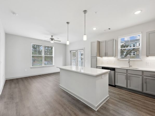 100 Conference Center Dr #7216