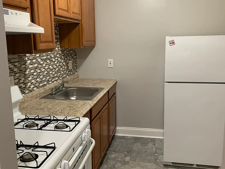 5009 Norwood Ave — Photo 33