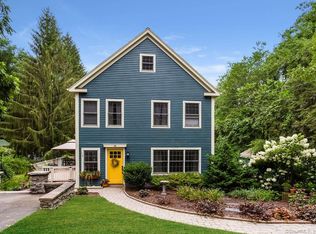 46 Cliff Dr, Avon, CT 06001