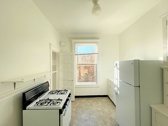4th image of 743 Polk St #440